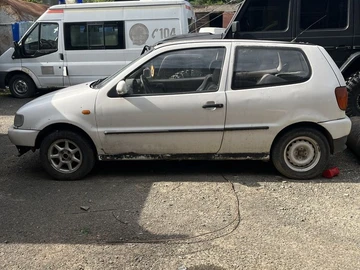 Авто Volkswagen Polo 1996 № 8956664