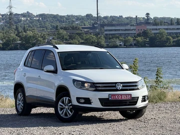 Авто Volkswagen Tiguan 2017 № 8956669