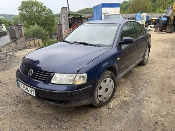 Авто Volkswagen Passat Sedan 1999 № 8956726