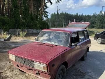 Авто ВАЗ 2104 2000 № 8956907