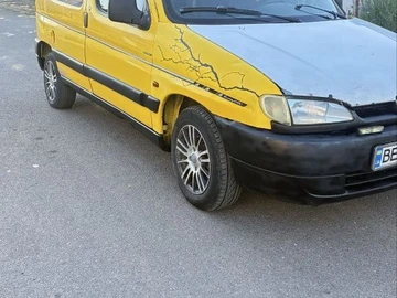 Авто Peugeot Partner 2000 № 8956975