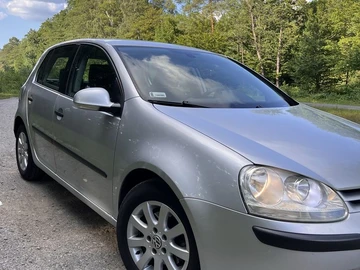 Авто Volkswagen Golf 2004 № 8957082