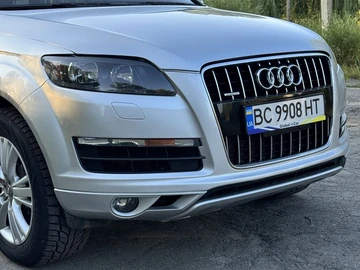 Авто Audi Q7 2011 № 8957191