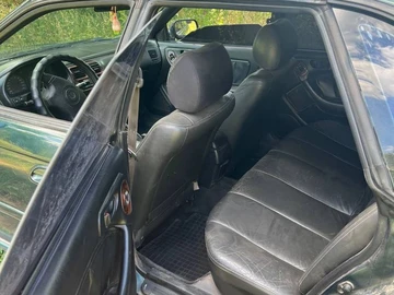 Авто Subaru Legacy 1993 № 8957288