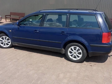 Авто Volkswagen Passat Variant 1998 № 8957290