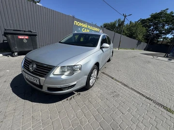 Авто Volkswagen Passat Sedan 2006 № 8957481
