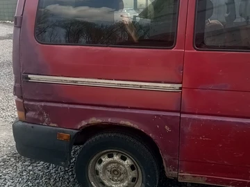Авто Volkswagen Transporter 1998 № 8957495