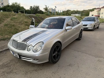 Авто Mercedes 220 2005 № 8957550