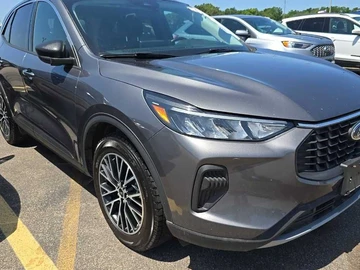 Авто Ford Escape 2023 № 8957629