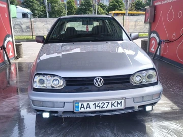 Авто Volkswagen Golf 1995 № 8957631