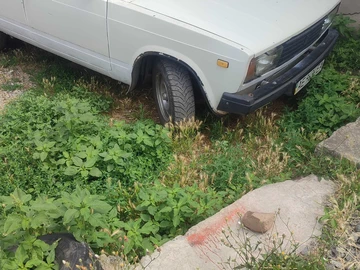 Авто ВАЗ 2105 1985 № 8957659