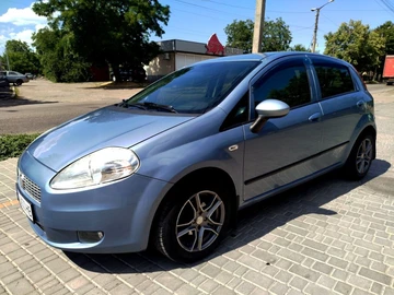 Авто Fiat Grande Punto 2010 № 8957660