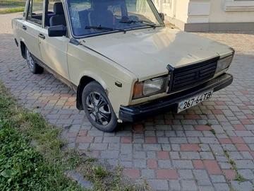 Авто ВАЗ 2105 1985 № 8957768
