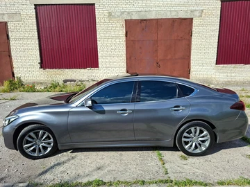 Авто Infiniti Q70 2017 № 8957836