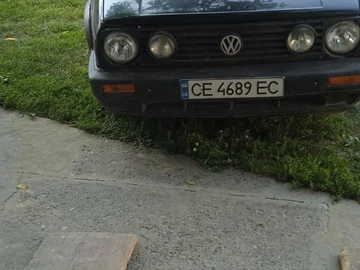 Авто Volkswagen Golf 1992 № 8957874