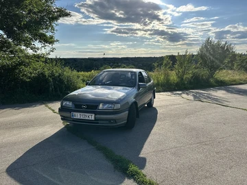 Авто Opel Vectra 1995 № 8957950