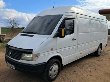 Авто Mercedes Sprinter 2000 № 8957952