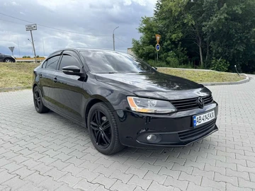 Авто Volkswagen Jetta 2010 № 8957953