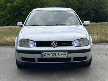 Авто Volkswagen Golf 2001 № 8957962
