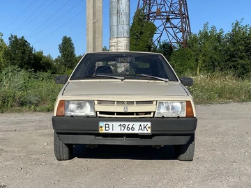 Авто ВАЗ 2109 1988 № 8958111