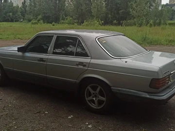 Авто Mercedes S Серия 1984 № 8958162