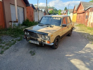 Авто ВАЗ 2103 1980 № 8958201