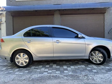 Авто Mitsubishi Lancer 2009 № 8958293