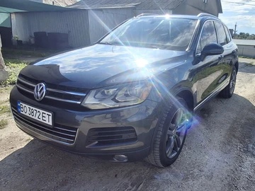 Авто Volkswagen Touareg 2012 № 8958474