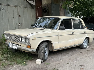 Авто ВАЗ 2103 1975 № 8958679