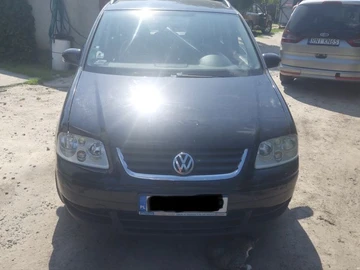 Авто Volkswagen Touran 2006 № 8958686