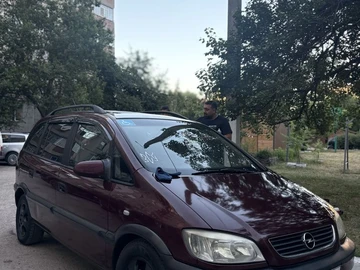 Авто Opel Zafira 2004 № 8958745
