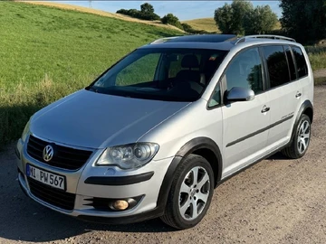 Авто Volkswagen Touran 2008 № 8958849