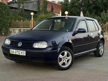 Авто Volkswagen Golf 2003 № 8958854