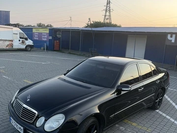 Авто Mercedes 220 2003 № 8958863