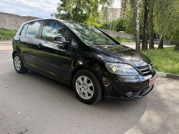 Авто Volkswagen Golf Plus 2008 № 8958927