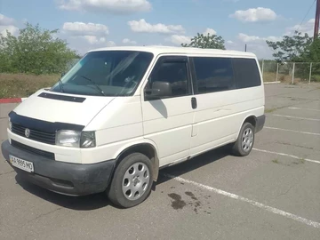 Авто Volkswagen Transporter 1998 № 8959000