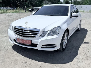 Авто Mercedes 220 2013 № 8959009