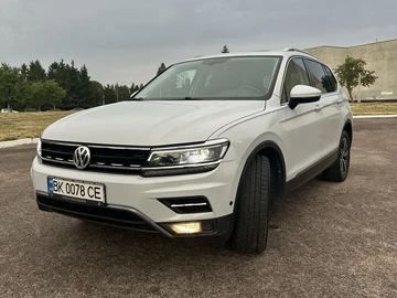 Авто Volkswagen Tiguan 2017 № 8959024