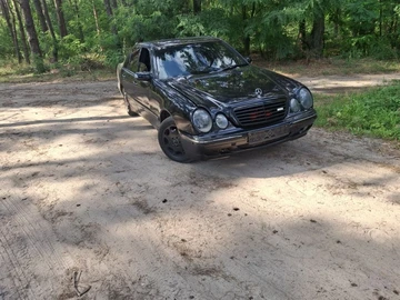 Авто Mercedes 320 2000 № 8959066