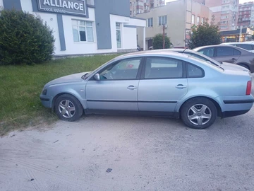 Авто Volkswagen Passat Sedan 1998 № 8959445