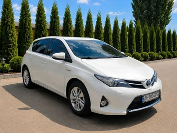Авто Toyota Auris 2013 № 8959518
