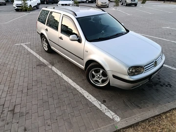 Авто Volkswagen Golf 2001 № 8959636
