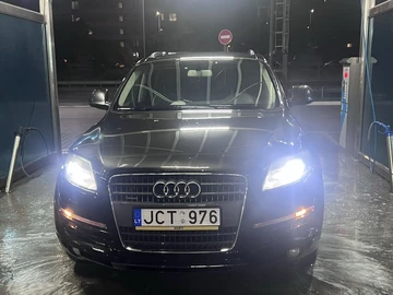 Авто Audi Q7 2007 № 8959639