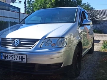 Авто Volkswagen Touran 2005 № 8959663