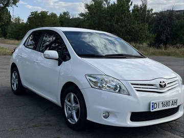 Авто Toyota Auris 2011 № 8959726