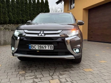 Авто Mitsubishi Outlander 2017 № 8959893