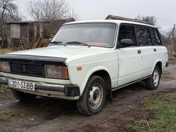 Авто ВАЗ 2104 1994 № 8960019