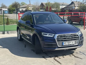 Авто Audi Q5 2018 № 8960023