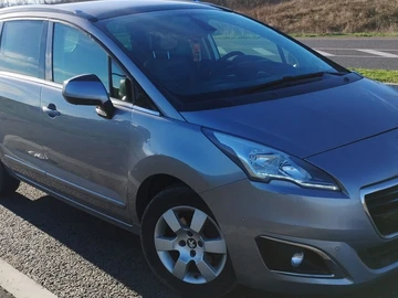 Авто Peugeot 5008 2015 № 8960026
