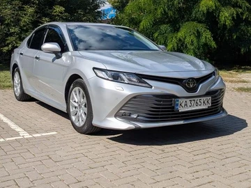 Авто Toyota Camry 2018 № 8960192